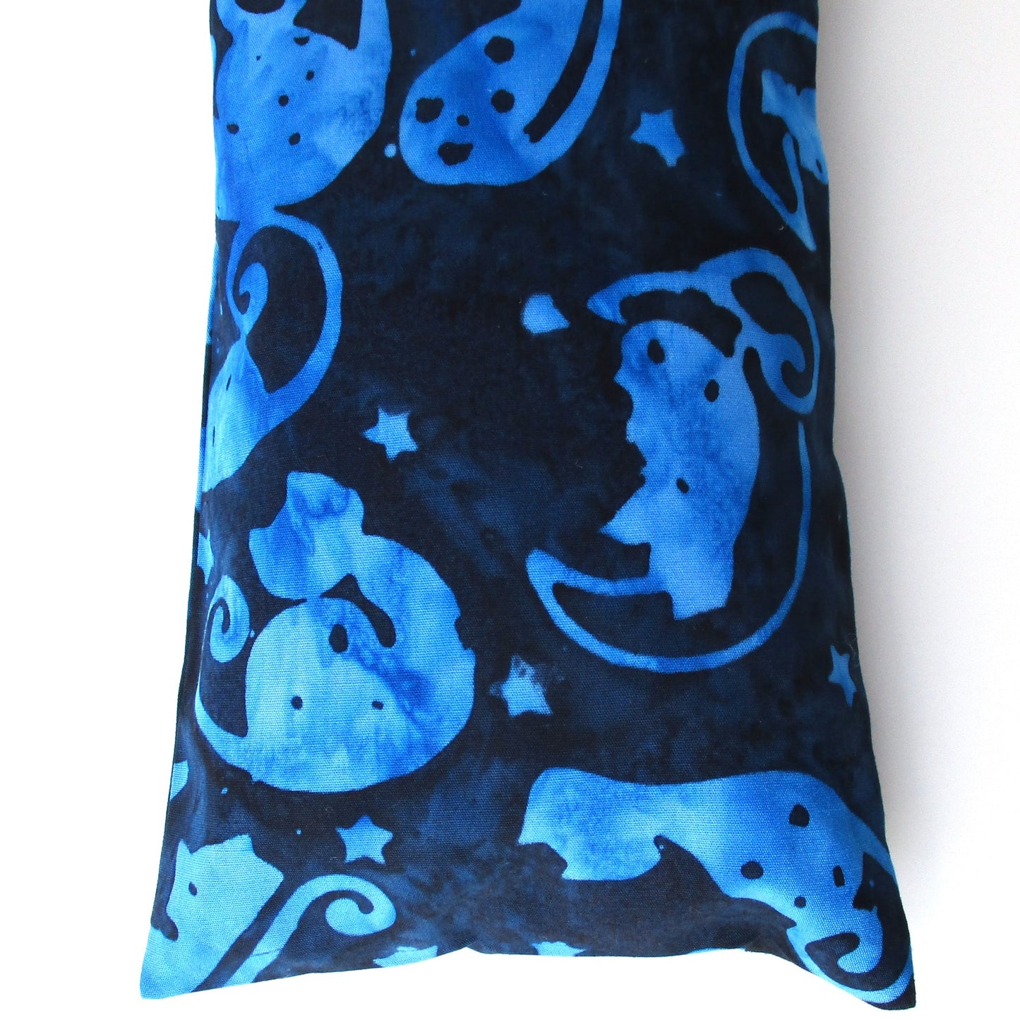 Catnip Kick Stick for Cats, High-Altitude Catnip & Buckwheat Hull Cat Kicker, Batik Cats & Stars, 2 Color Options