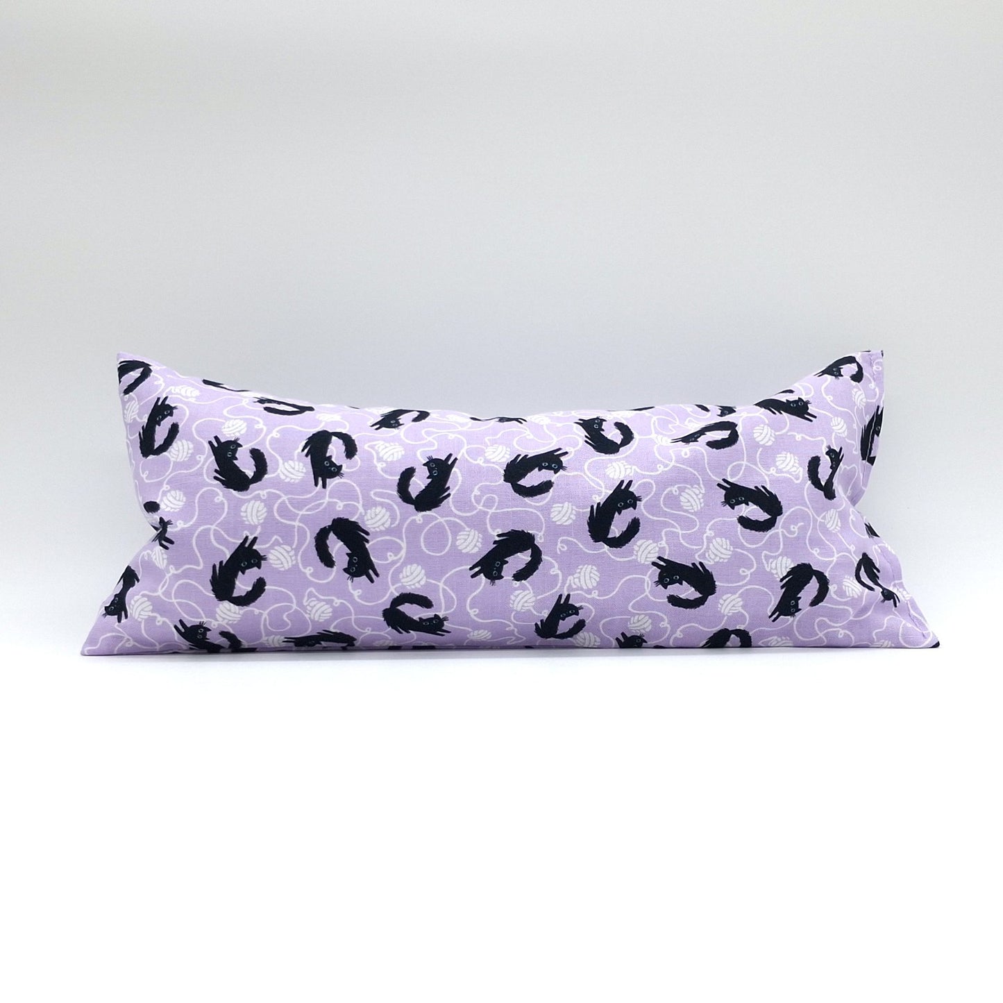 Catnip Kick Stick for Cats, Lavender Black Cats & Yarn Print Cat Kicker Toy