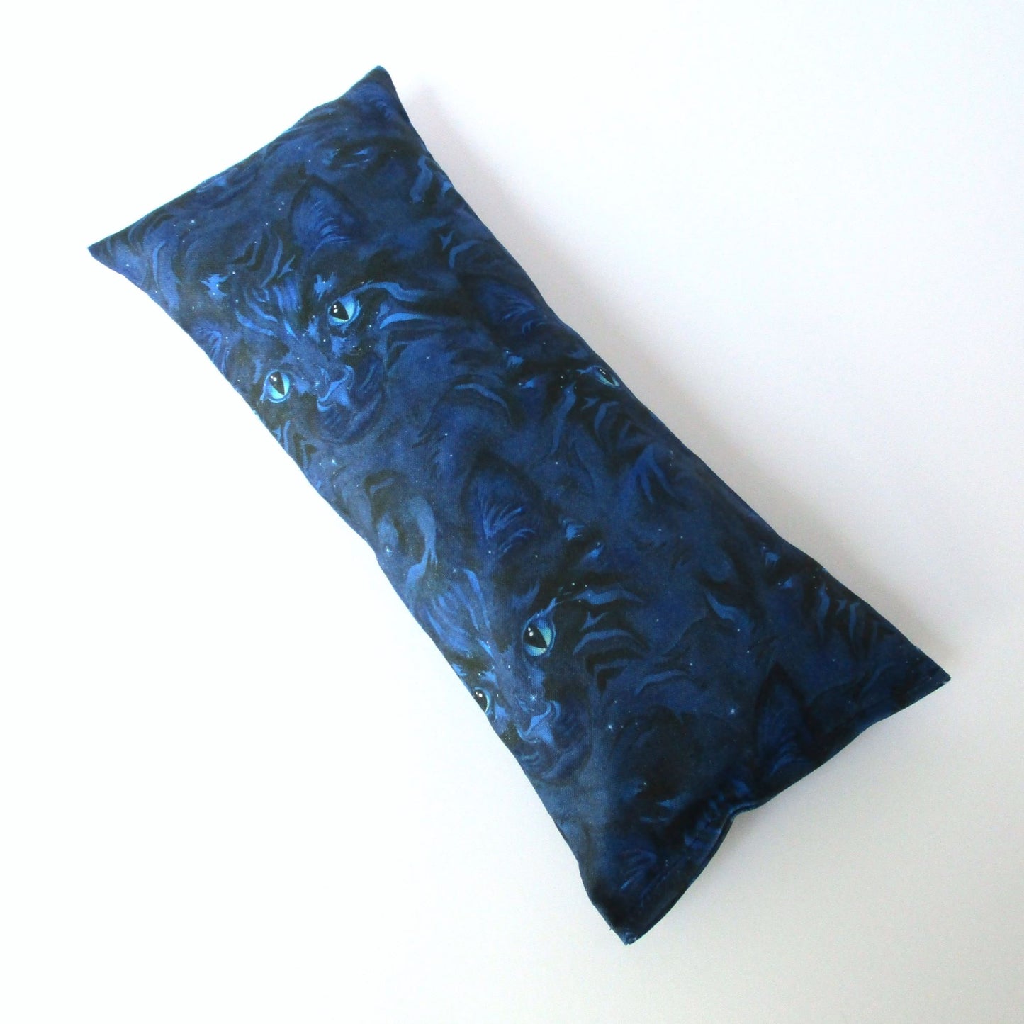 Catnip Kick Stick for Cats, High-Altitude Catnip & Buckwheat Hulls, Midnight Blue Mystical Cat Eyes Cat Kicker Toy