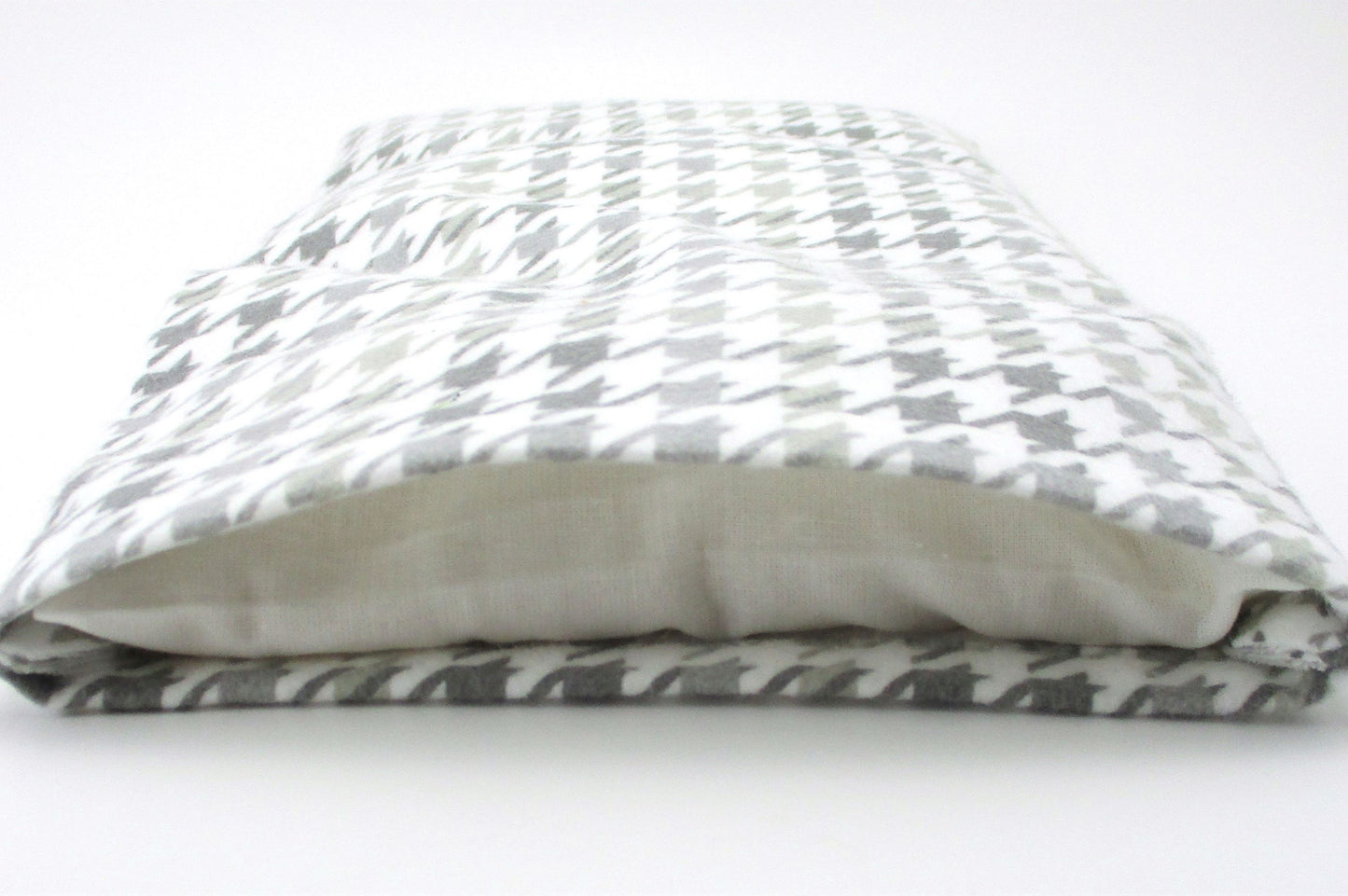 Medium Microwavable Heat Pack, Houndstooth Flannel, Shoulder Knee Abdomen Therapy, Handmade