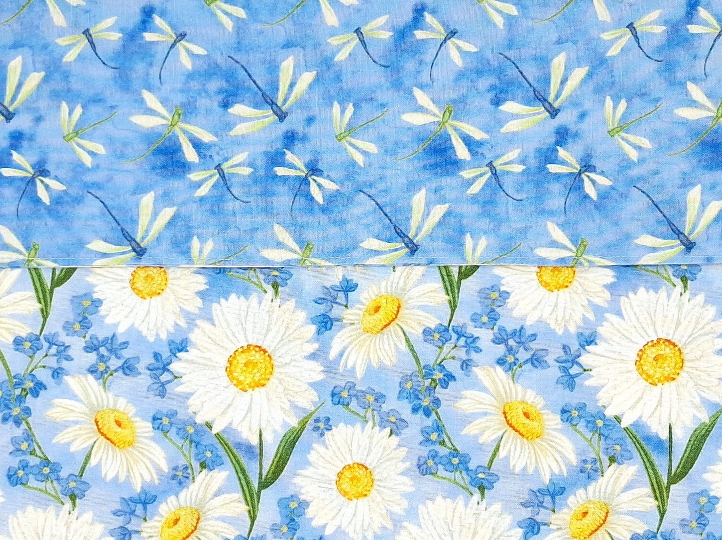 Blue Dragonfly Napkins, Reversible Daisy Table Linens, Set of 4