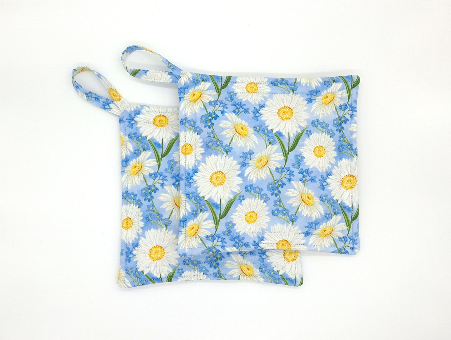 Daisy Potholders Set of 2, Farmhouse Floral Kitchen, Heat Resistant, Handmade Cotton Trivets