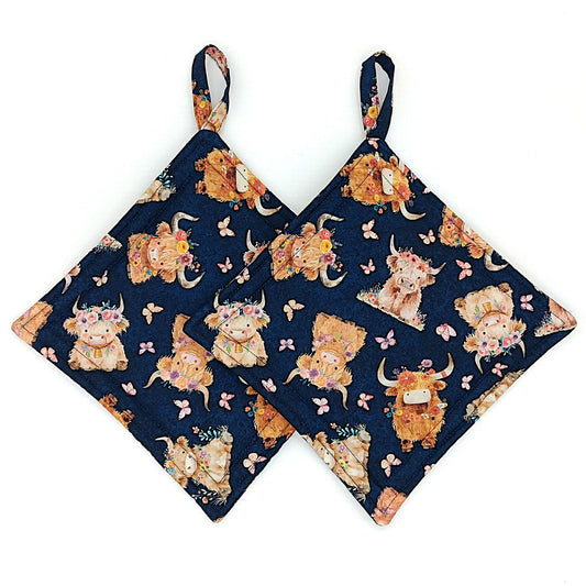 Highland Cow Potholders, Set of 2 Blue Farmhouse Trivets