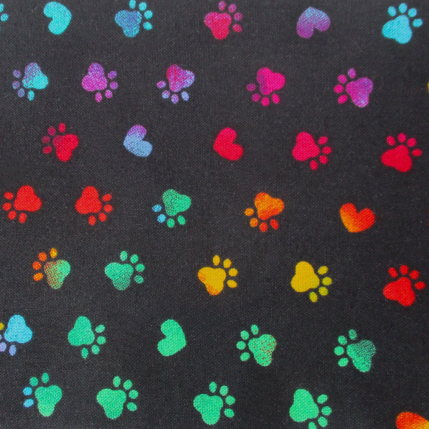 Premium High-Altitude Catnip Mat for Cats, 7 Cups of Potent Catnip, Rainbow Hearts & Paw Print Square Cat Cushion