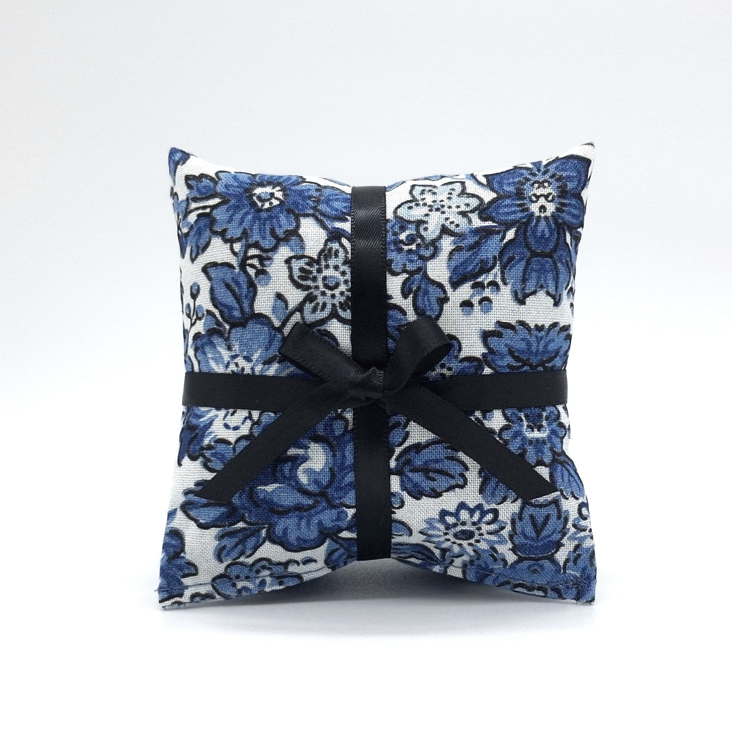 Blue Floral Lavender Sachets Set of 3, Tim Holtz Fabric, Chinoiserie Gift